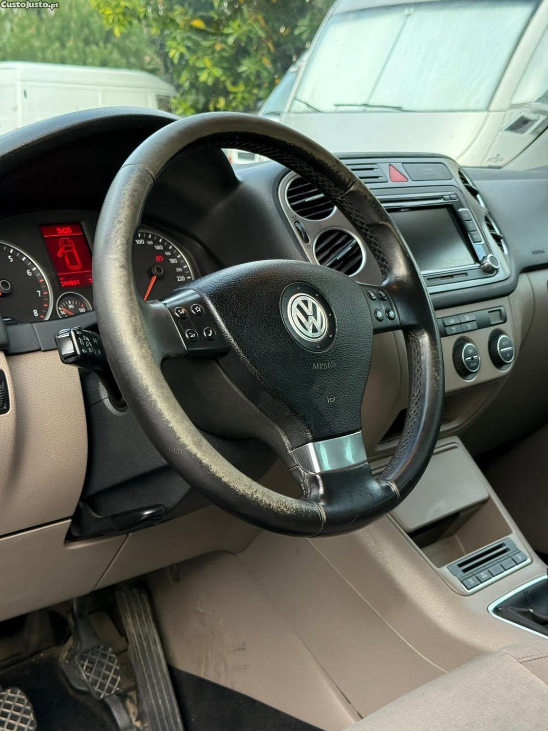 Volkswagen Tiguan 1.4i (gasolina) — fotografia 6