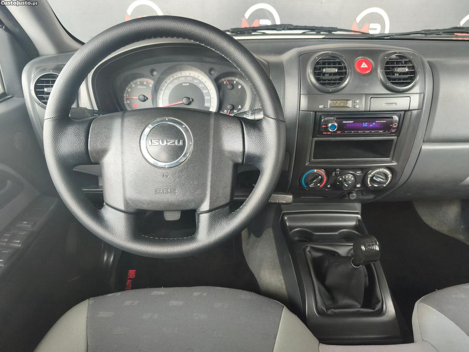 Isuzu D-Max 2.5 DTi CD 2WD LS CM — fotografia 20