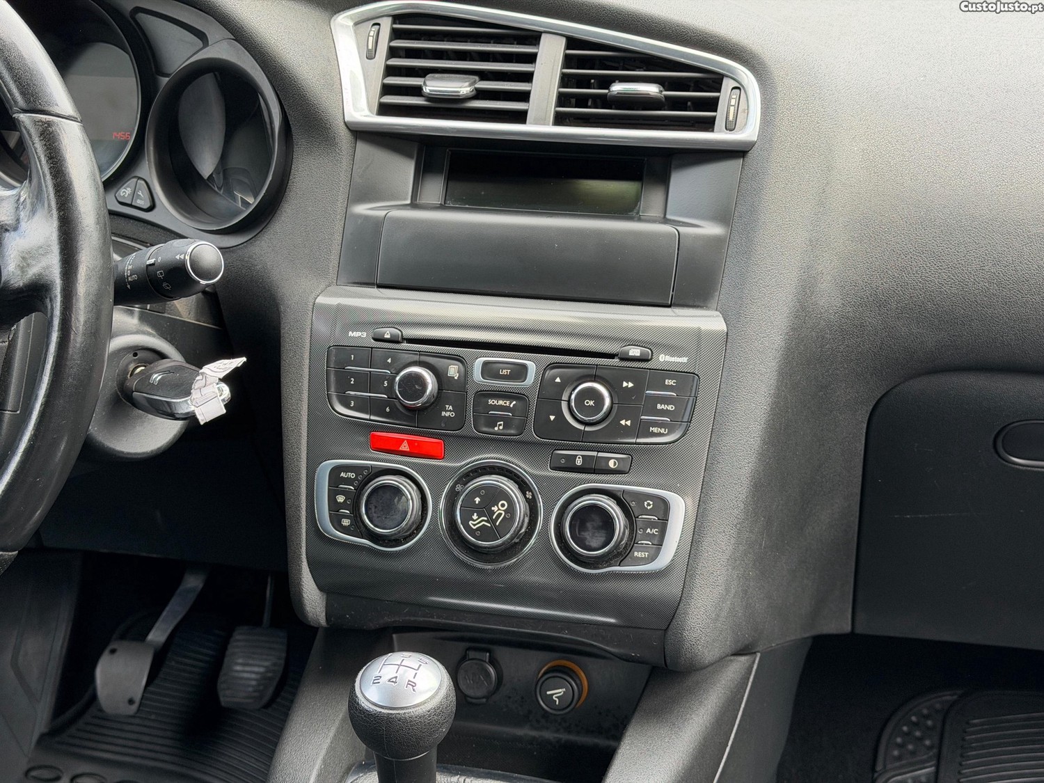 Citroën C4 1.6HDI — fotografia 4