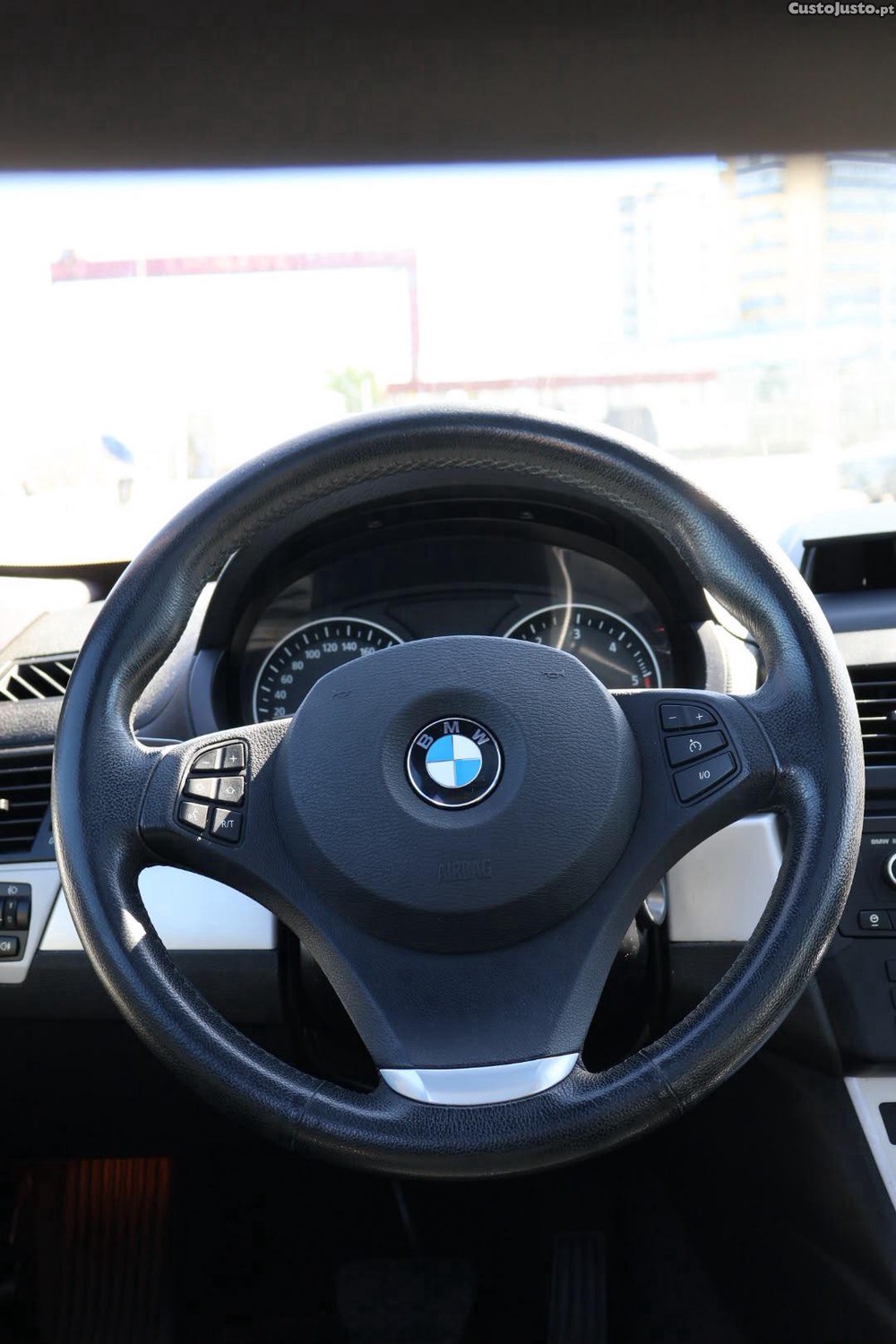 BMW X3 2.0 XDrive — fotografia 22