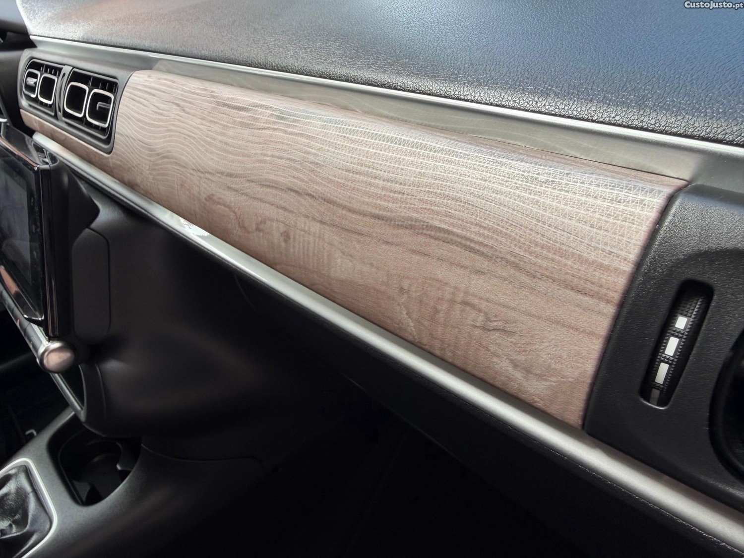 Citroën C3 1.5 BlueHDi Shine — fotografia 7