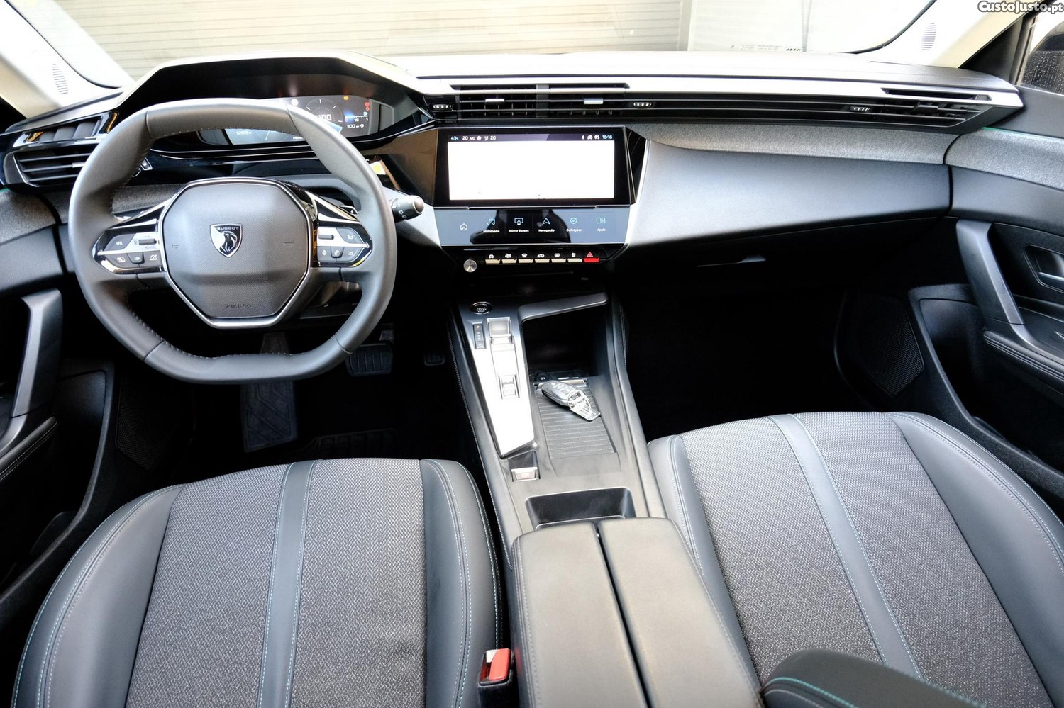 Peugeot 308 1.2 PureTech Allure Pack EAT8 — fotografia 14