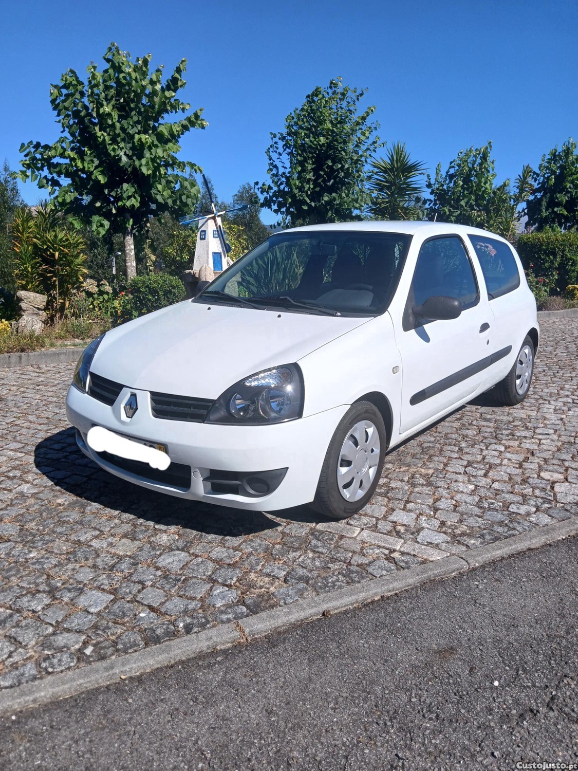 Renault Clio 15 dci storia — fotografia 2