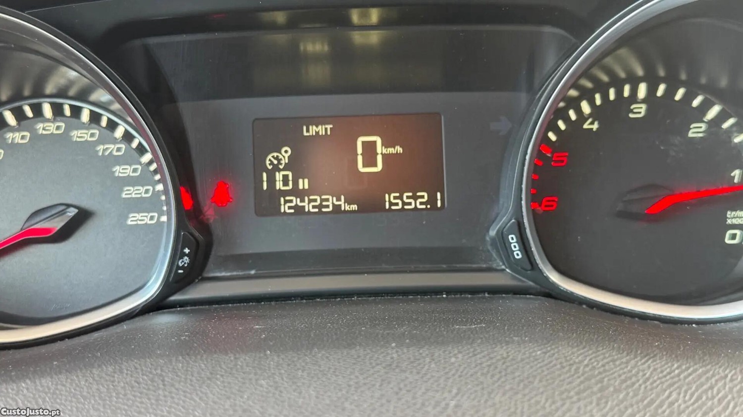 Peugeot 308 1.5 BlueHDi Style — fotografia 19
