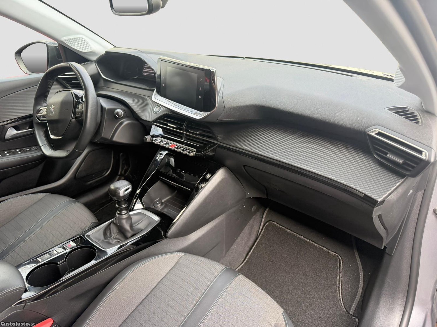 Peugeot 208 1.2 PureTech Allure — fotografia 3