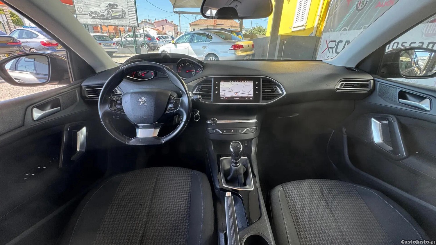 Peugeot 308 1.5 BlueHDi Style — fotografia 9