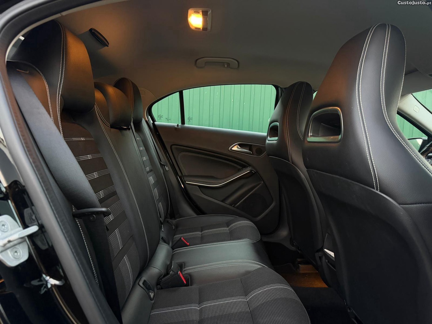 Mercedes-Benz A 180 180 D — fotografia 2