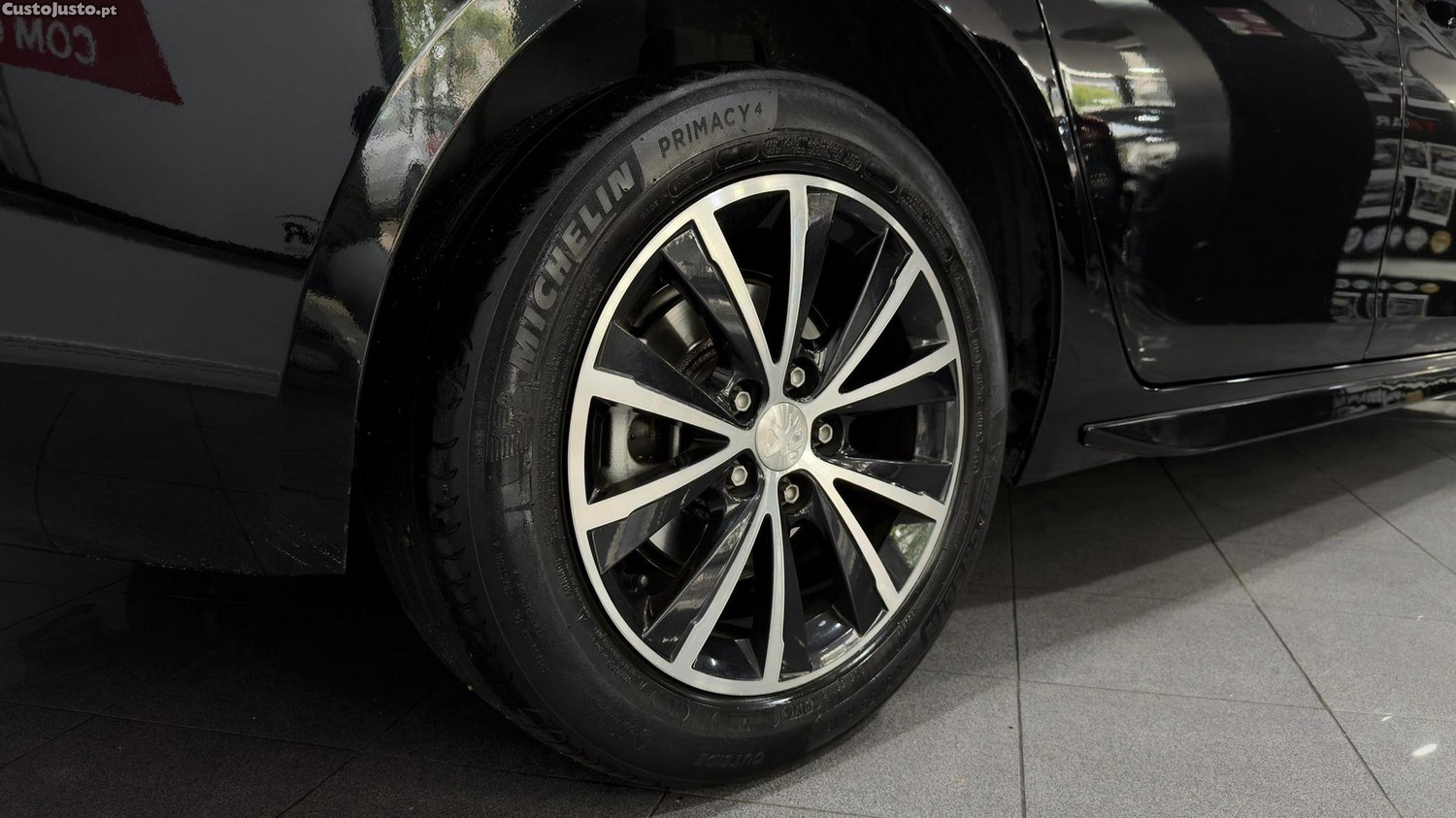 Peugeot 308 e-HDi FAP 110 Stop&Start Allure — fotografia 14