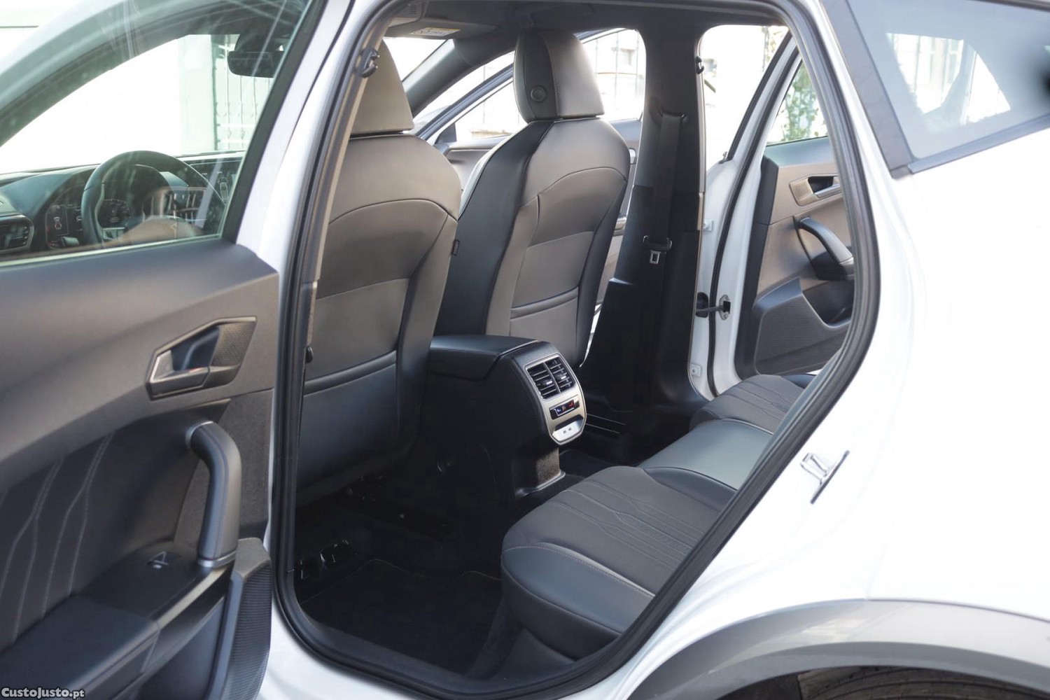 CUPRA Formentor 2.0 TDI 150cv — fotografia 34