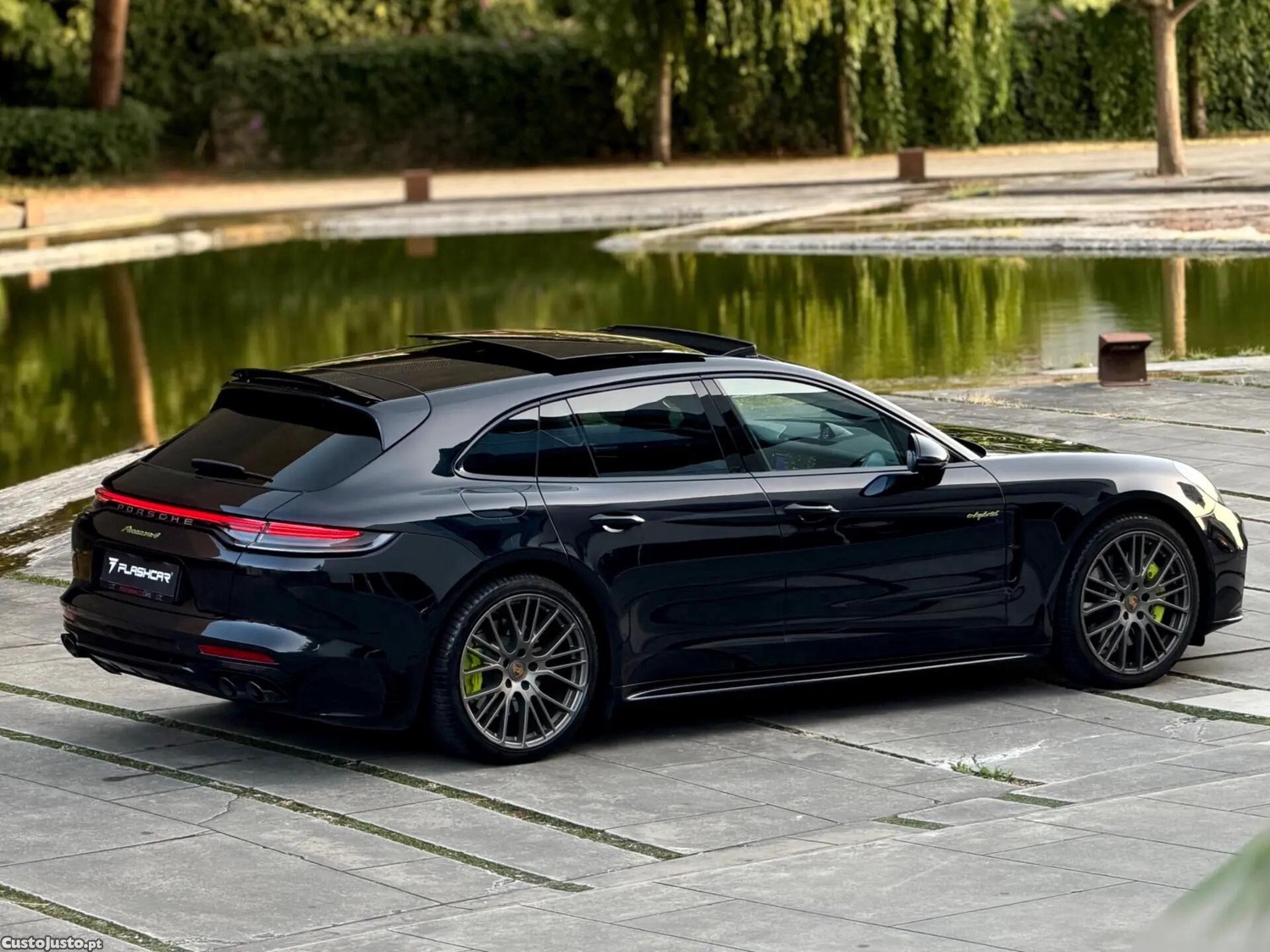 Porsche Panamera 4 E-Hybrid Platinum Edition PDLS — fotografia 3