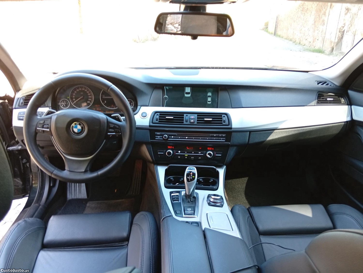 BMW 520 Sedan — fotografia 3