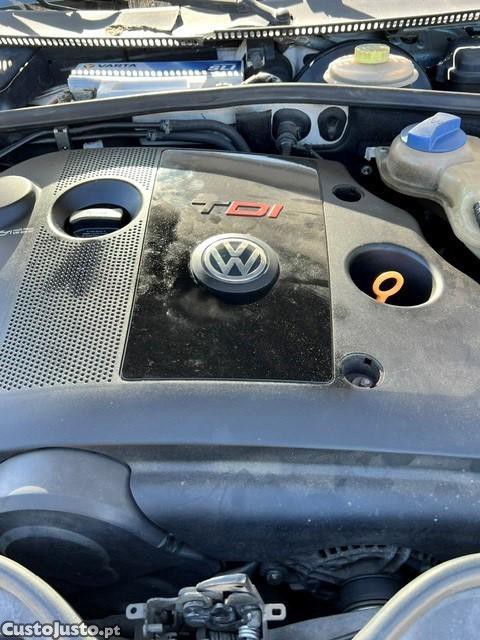 Volkswagen Passat 1.9 TDi Confortline — fotografia 2