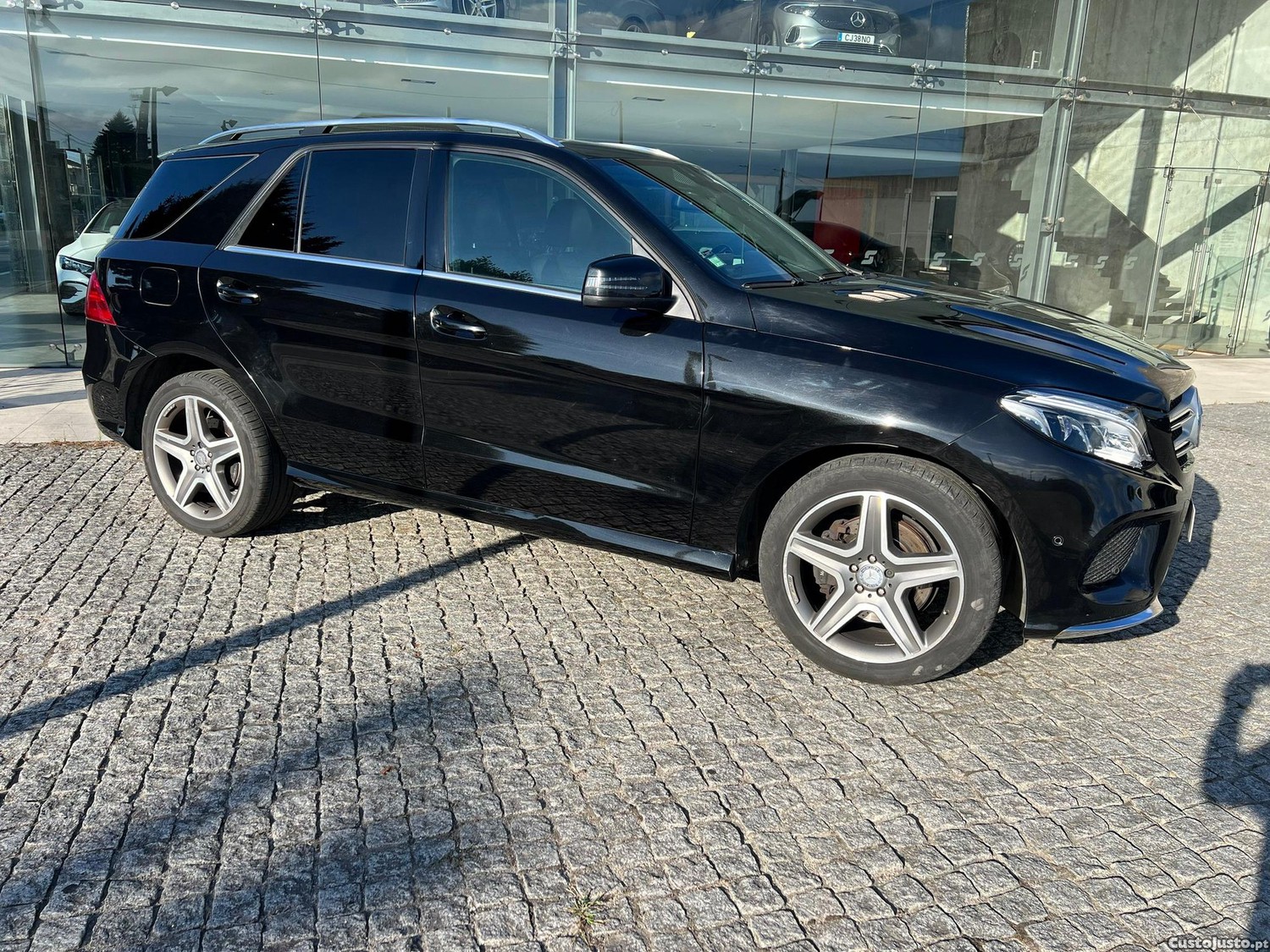 Mercedes-Benz GLE 250 d — fotografia 17
