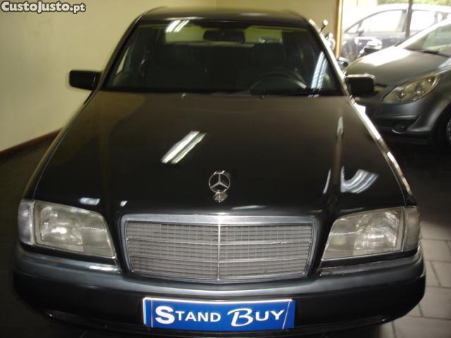 Mercedes-Benz C 220 D - 96 foto 4