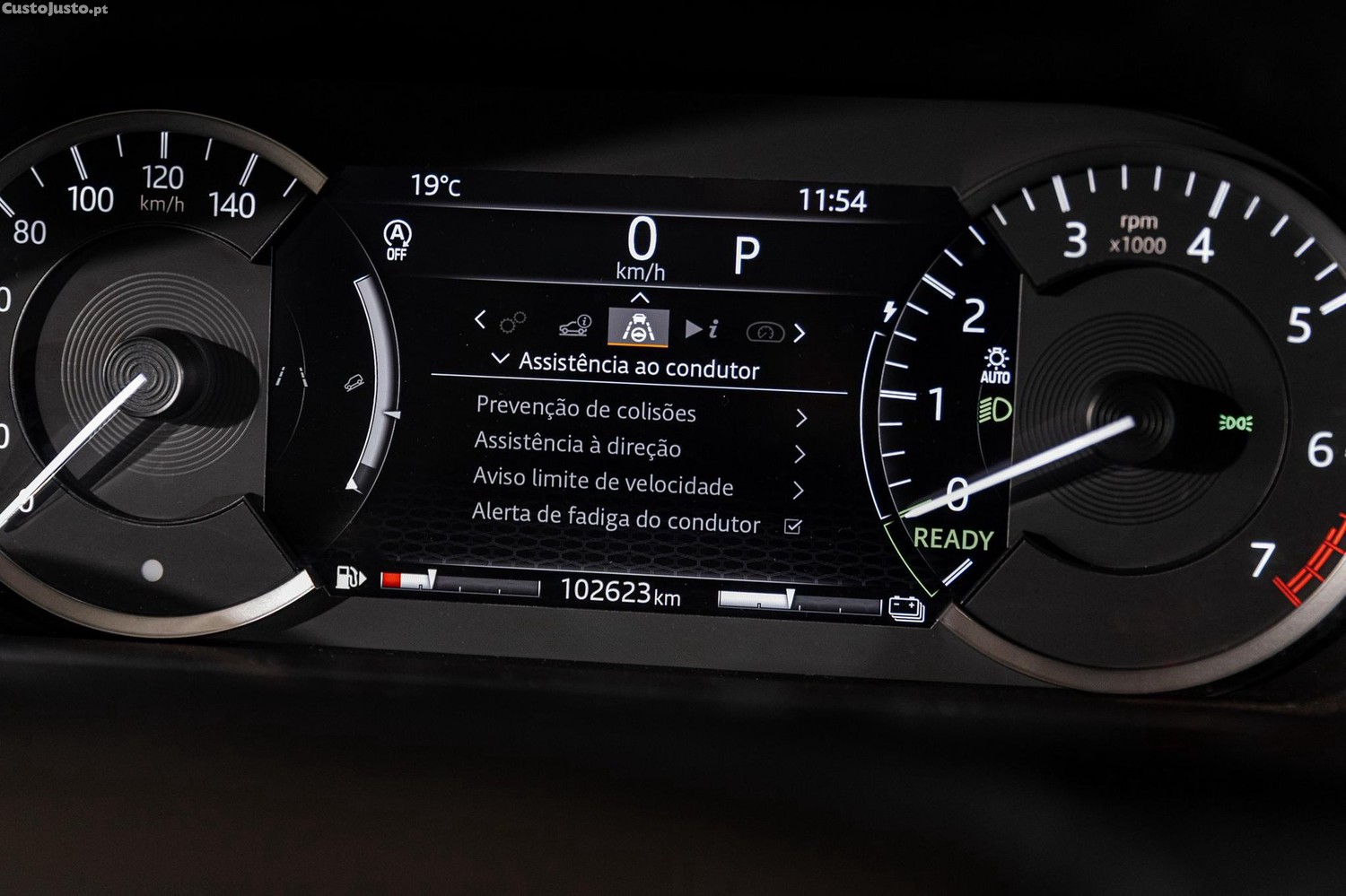 Land Rover Discovery Sport 1.5 I3 P300e AWD R-Dynamic S — fotografia 17