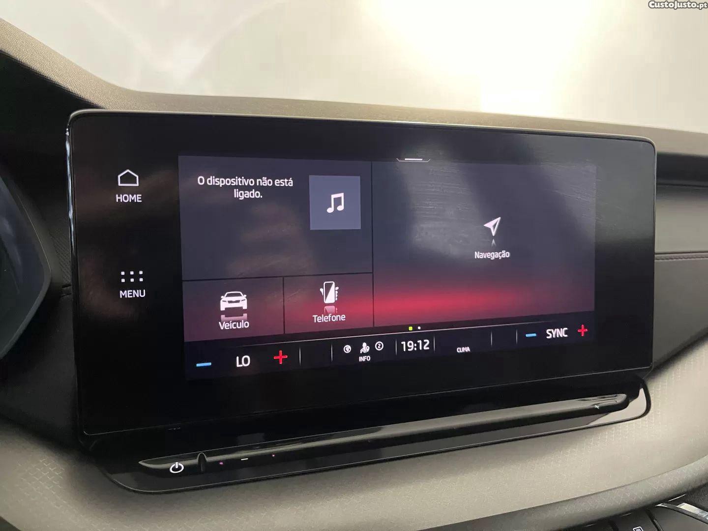 Skoda Octavia 2.0 tdi ambition dsg — fotografia 9