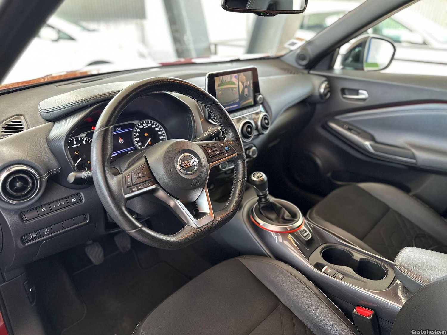 Nissan Juke 1.0 DIG-T Tekna — fotografia 14