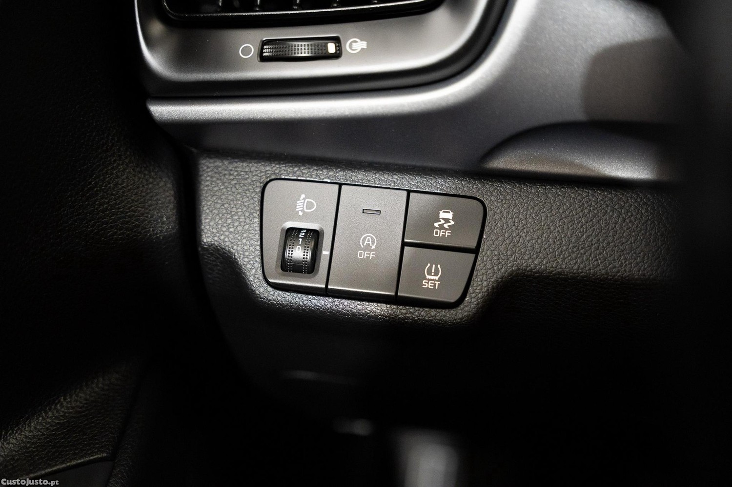 Kia Stonic 1.2 MPi Dynamic — fotografia 9