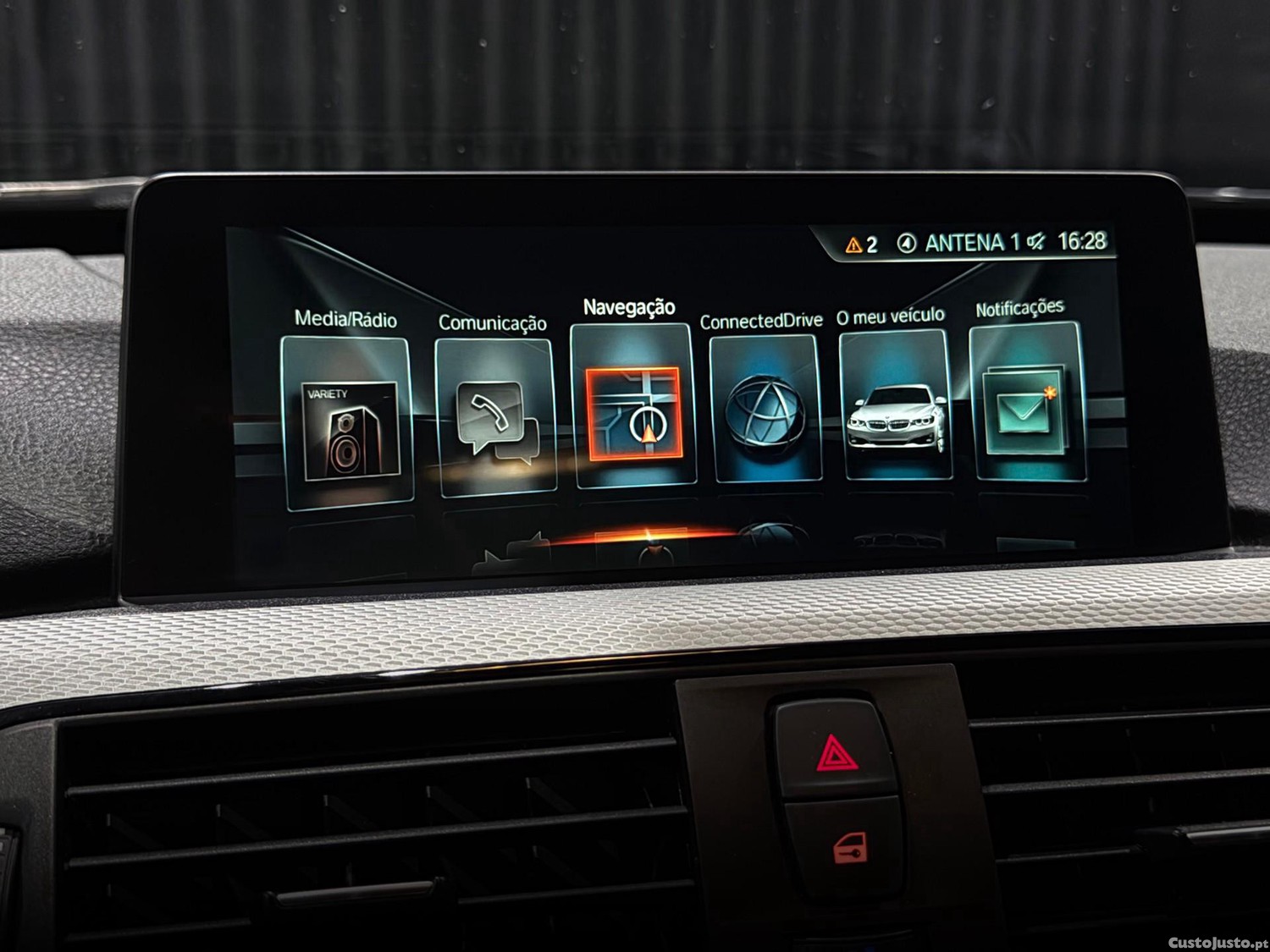 BMW 320 d Auto Pack M — fotografia 3