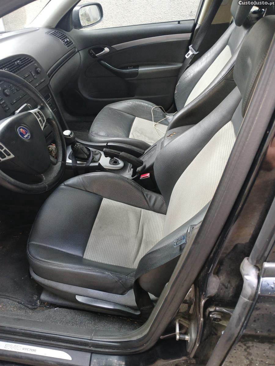 Saab 93 Vector — photo 5