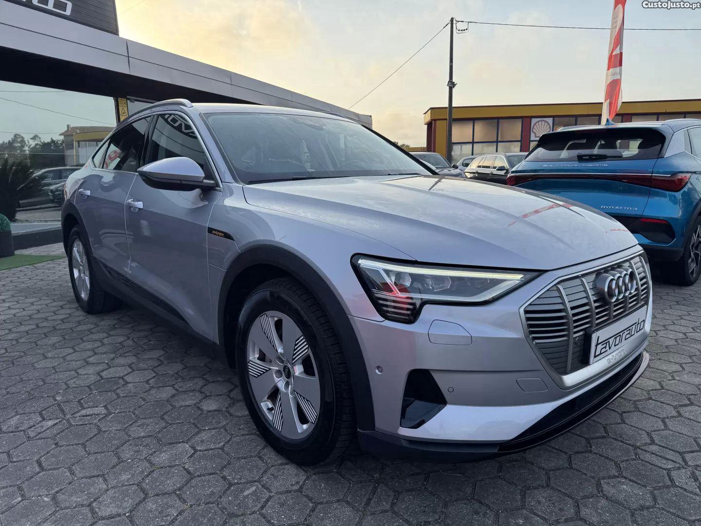 Audi e-tron 55 quattro advanced — fotografia 30