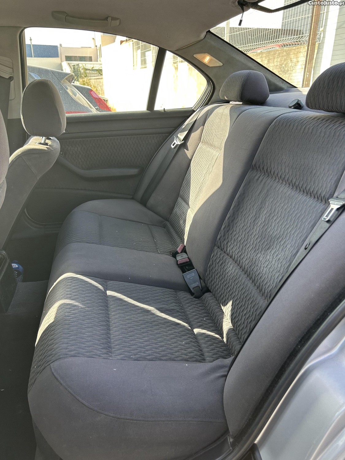 BMW 320 e46 — fotografia 2