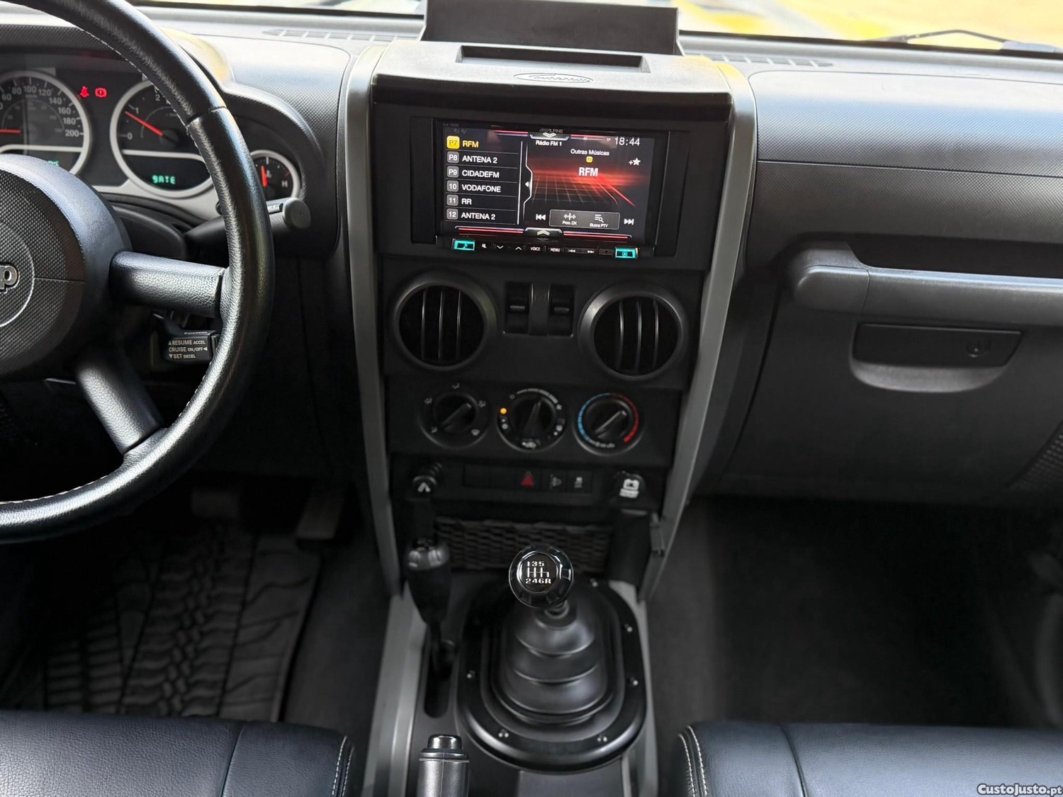 Jeep Wrangler 2.8 CRD MTX Sport — fotografia 9