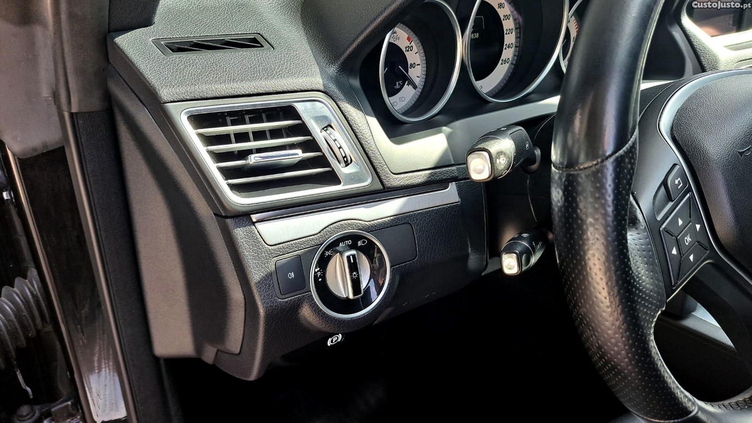 Mercedes-Benz E 220 CDi BlueEfficiency — fotografia 15