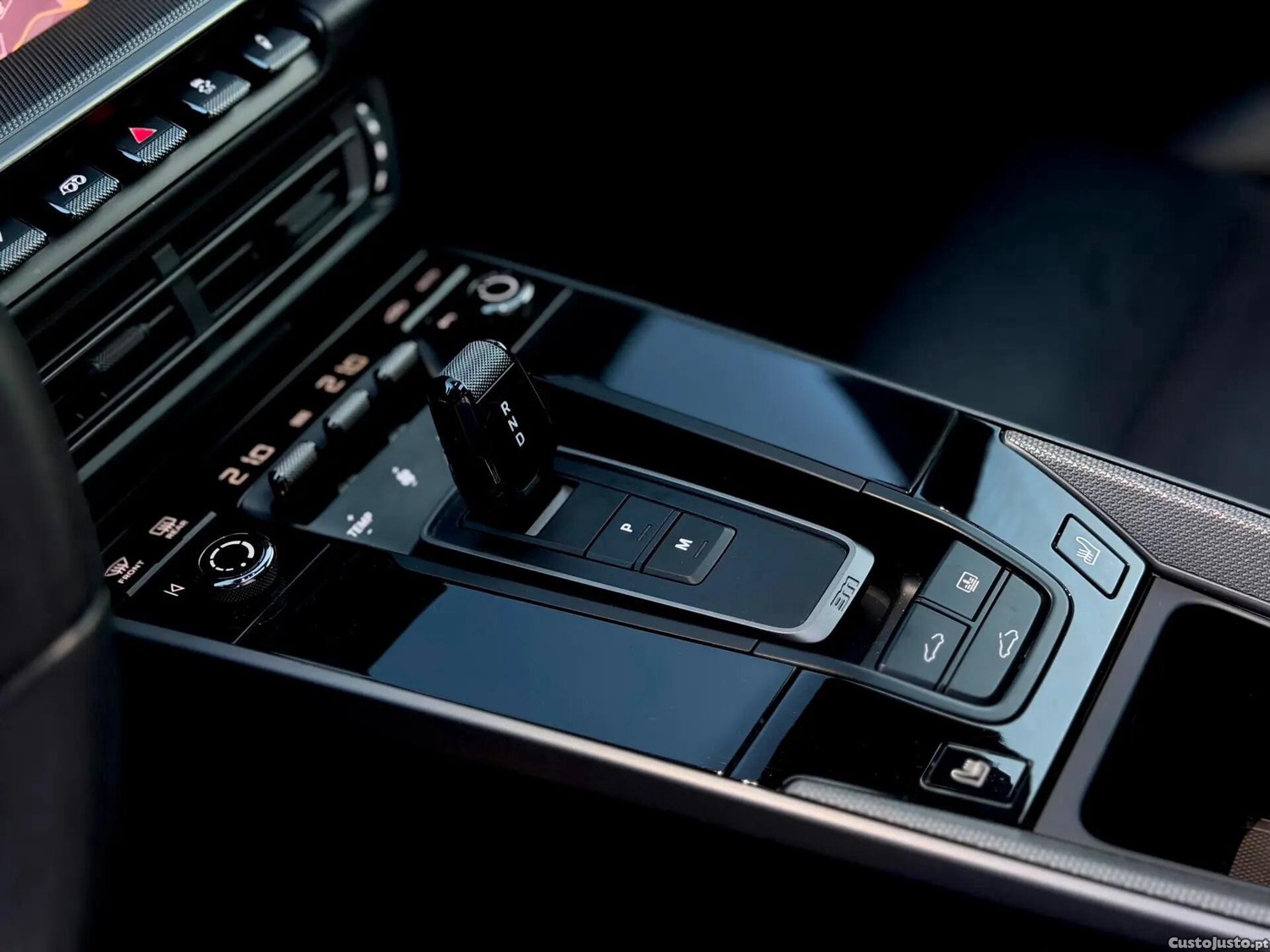 Porsche 911 Carrera 4 PDK — fotografia 11