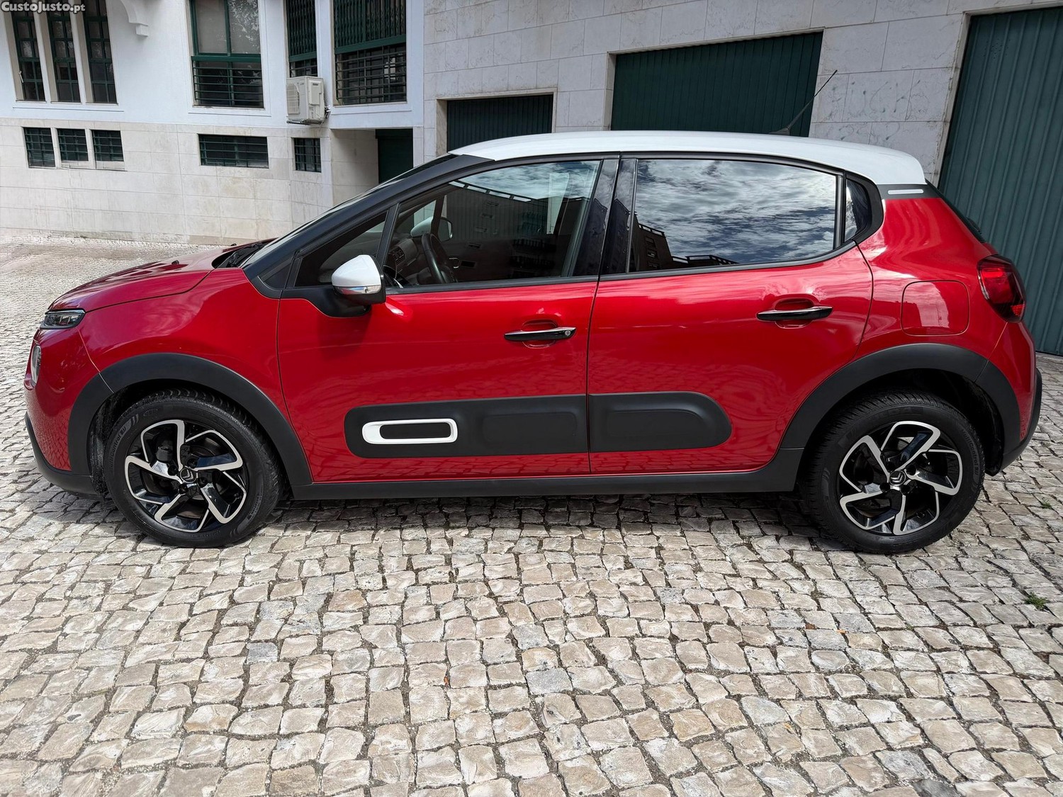 Citroën C3 1.5 BlueHDi Shine — fotografia 4