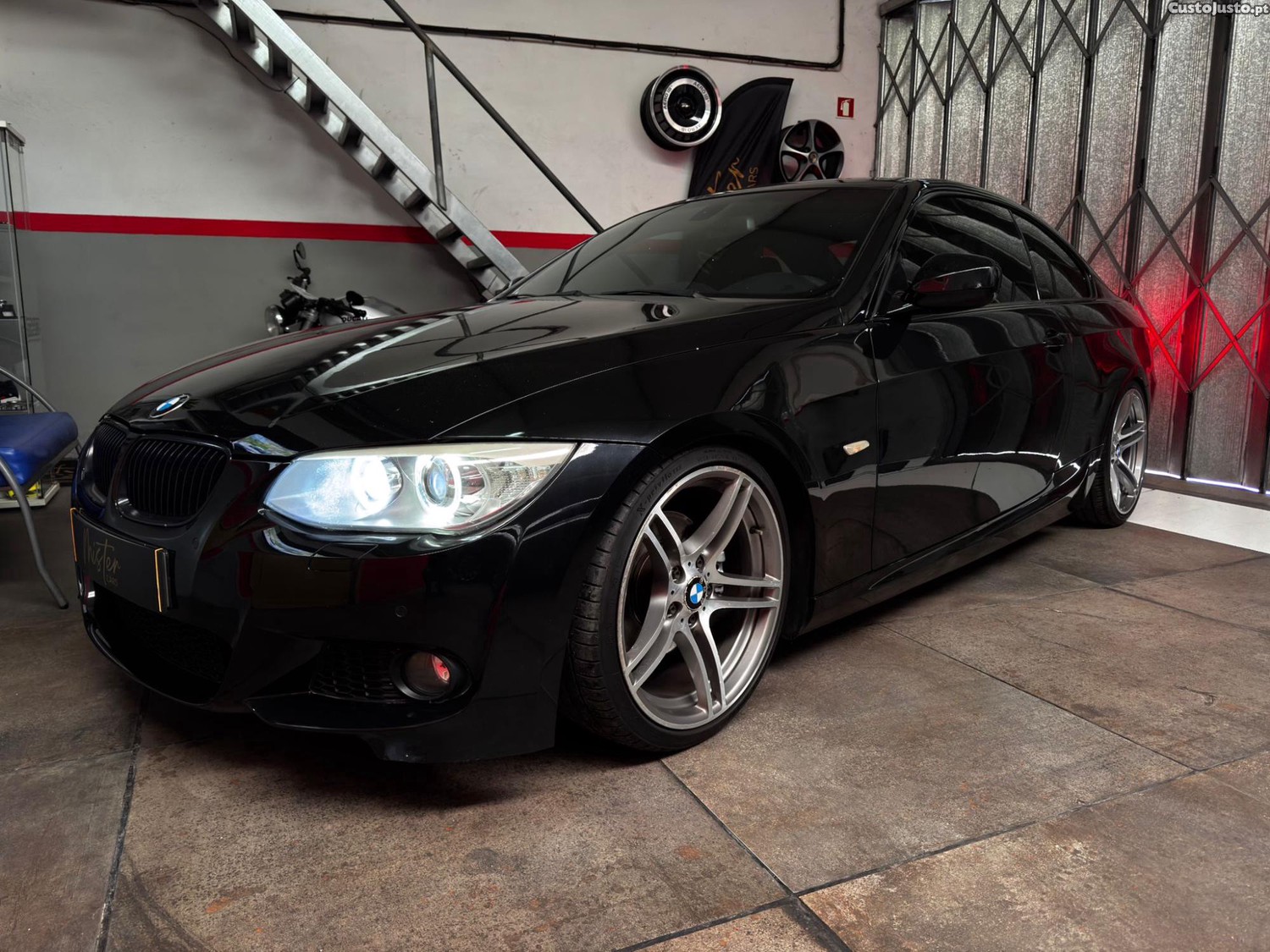 BMW 320 D Coupé Pack M — fotografia 6