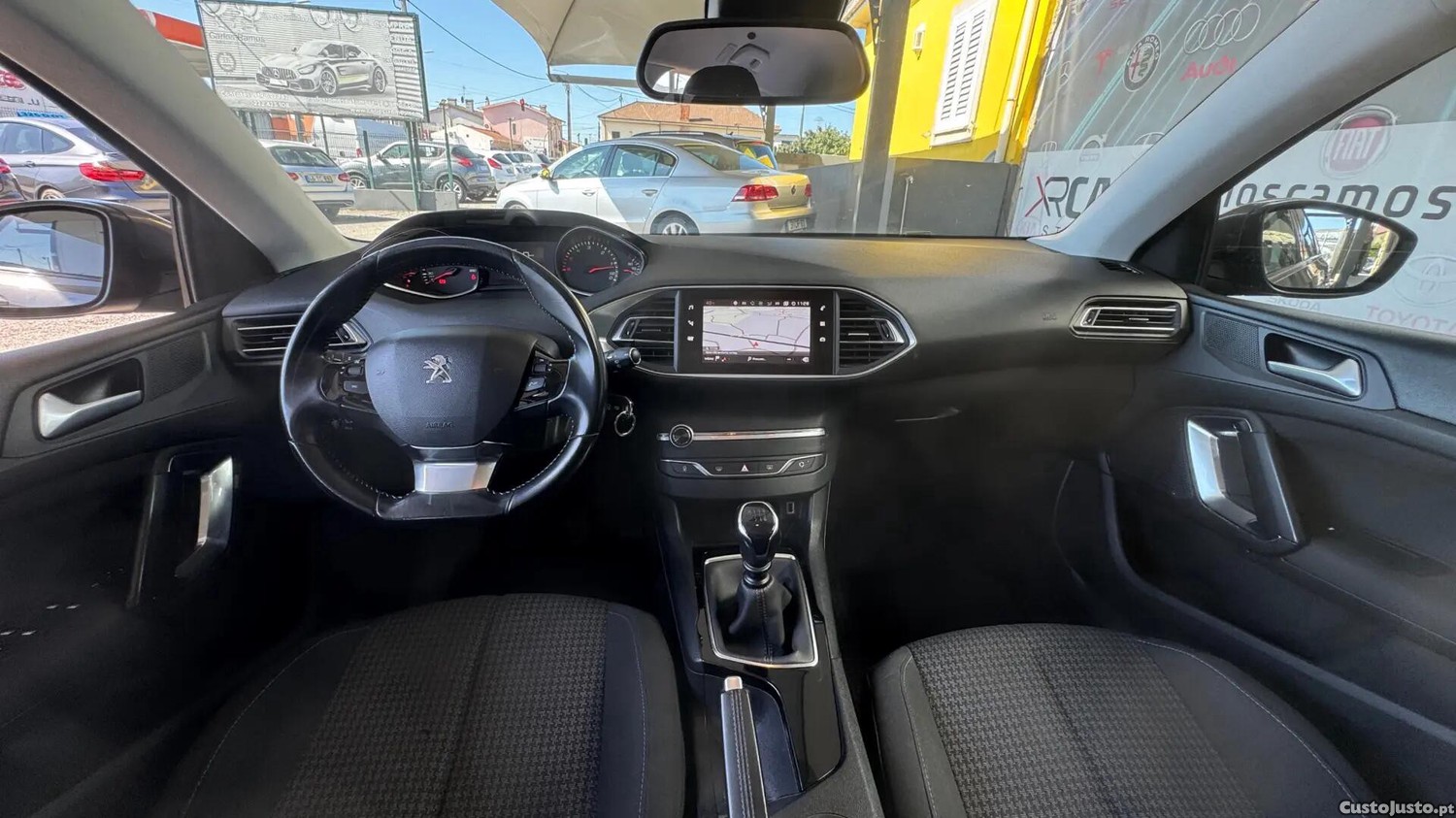 Peugeot 308 1.5 BlueHDi Style — fotografia 8