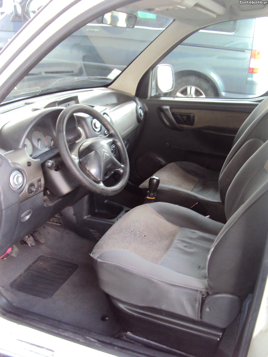 Citroën Berlingo 1.6 HDI — fotografia 7
