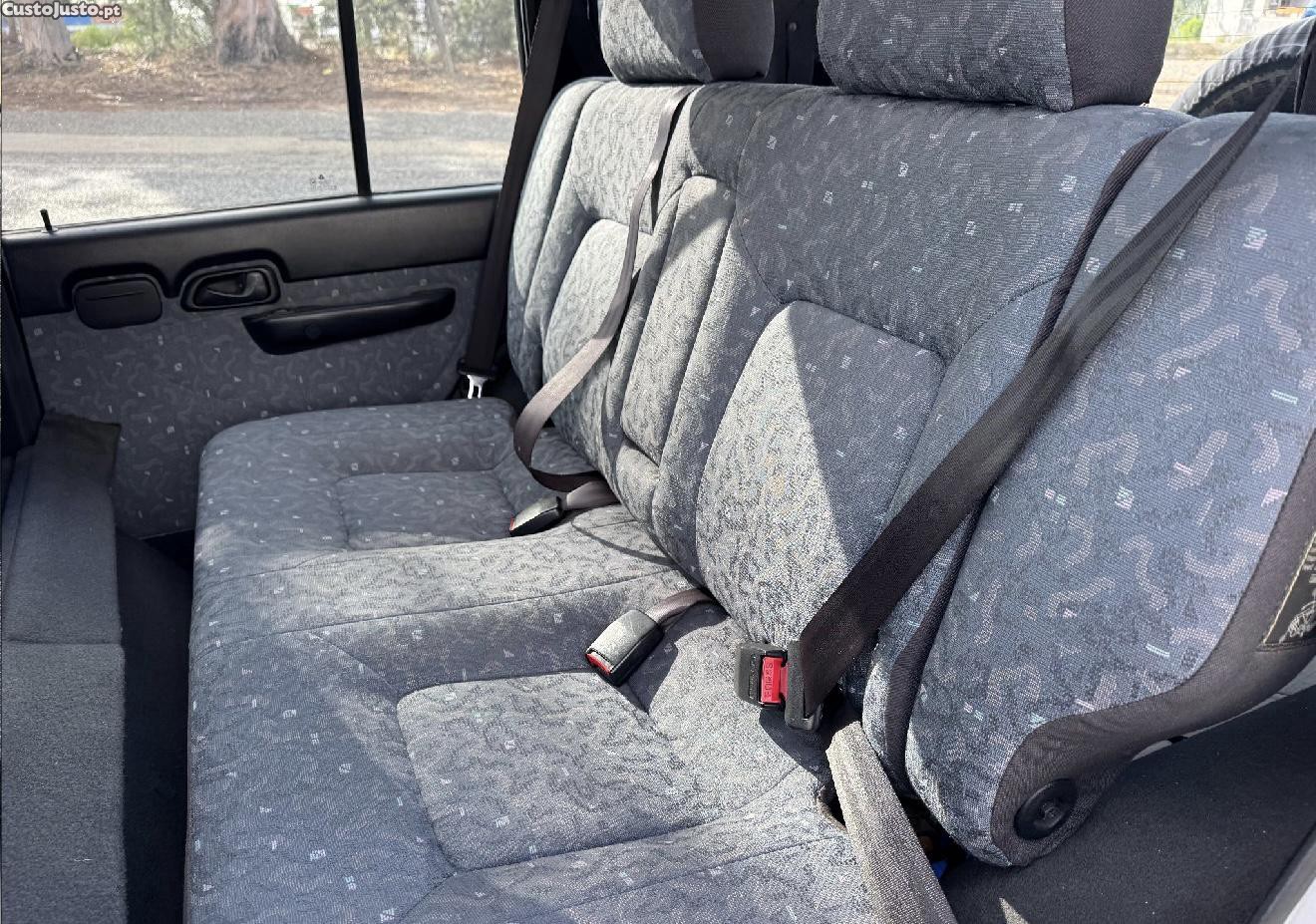 Hyundai Galloper 2.5 de 1998 de 7 lugares — fotografia 3