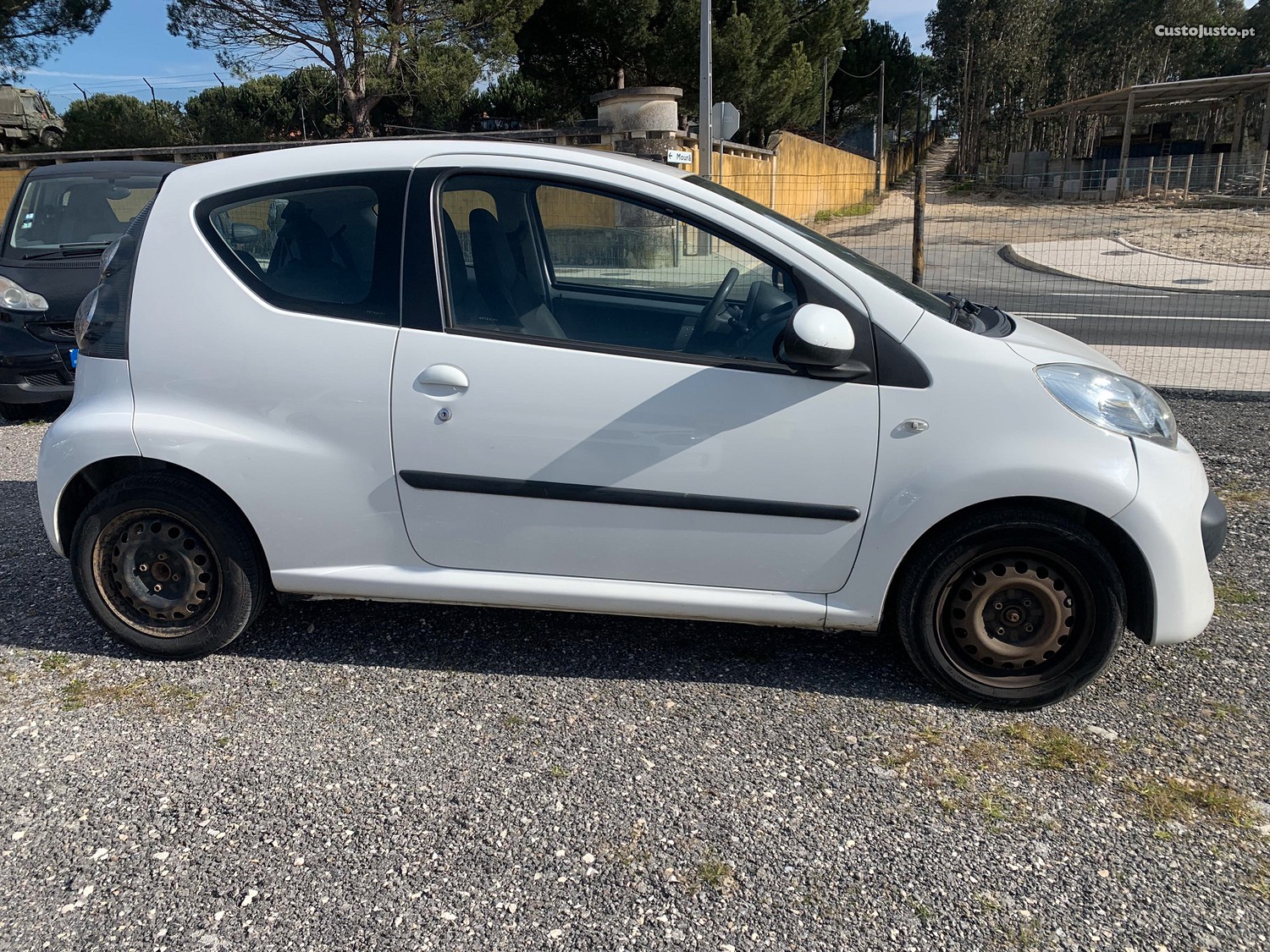 Citroën C1 1.4 Hdi 3 p  - 07 — photo 4