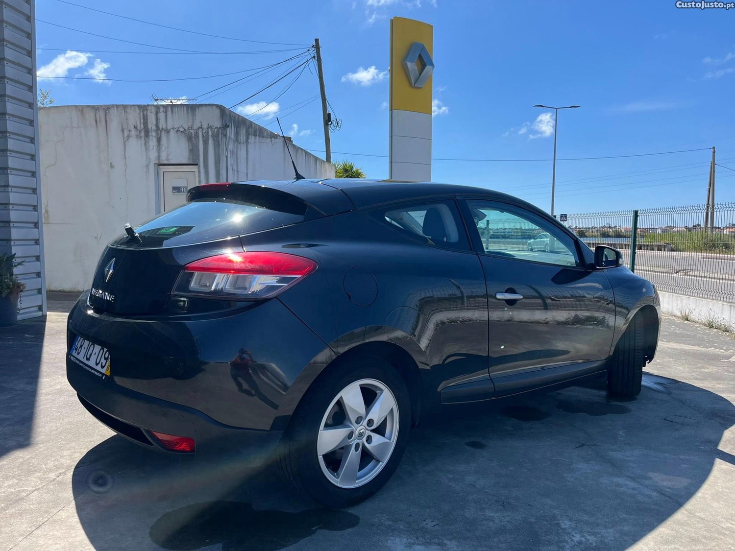 Renault Mégane Dynamique — fotografia 10