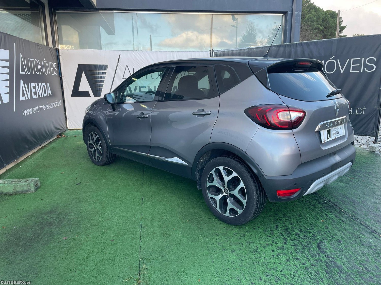 Renault Captur 0.9 TCe Exclusive — photo 4