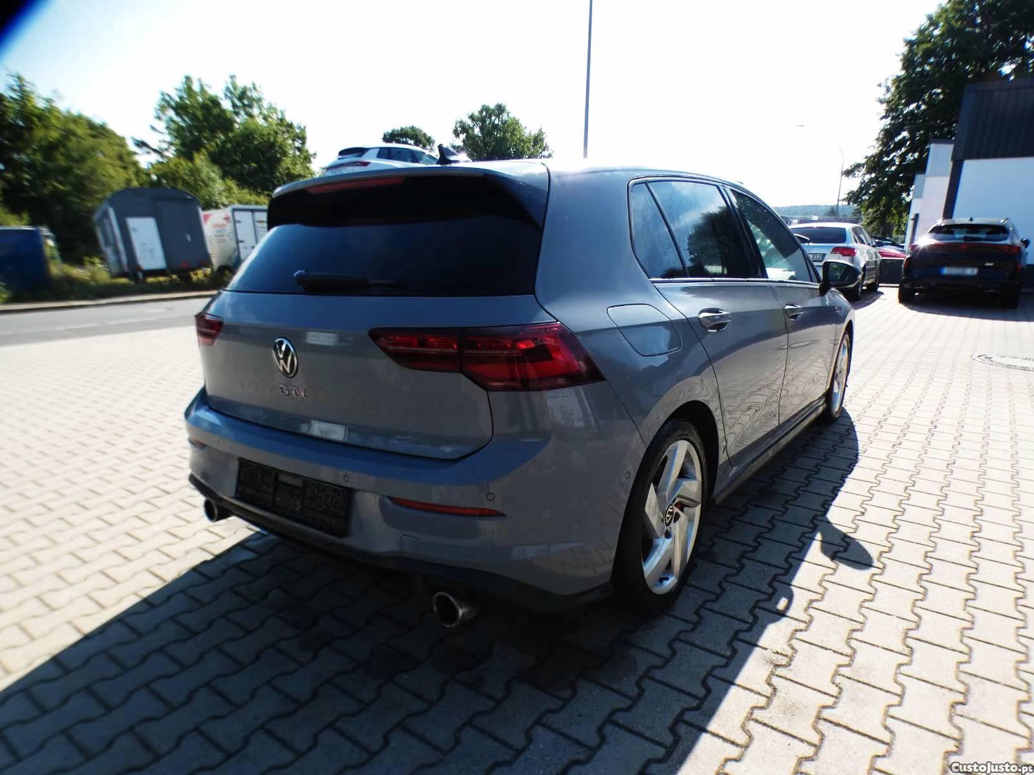 Volkswagen Golf 2.0 TSI GTI — fotografia 6