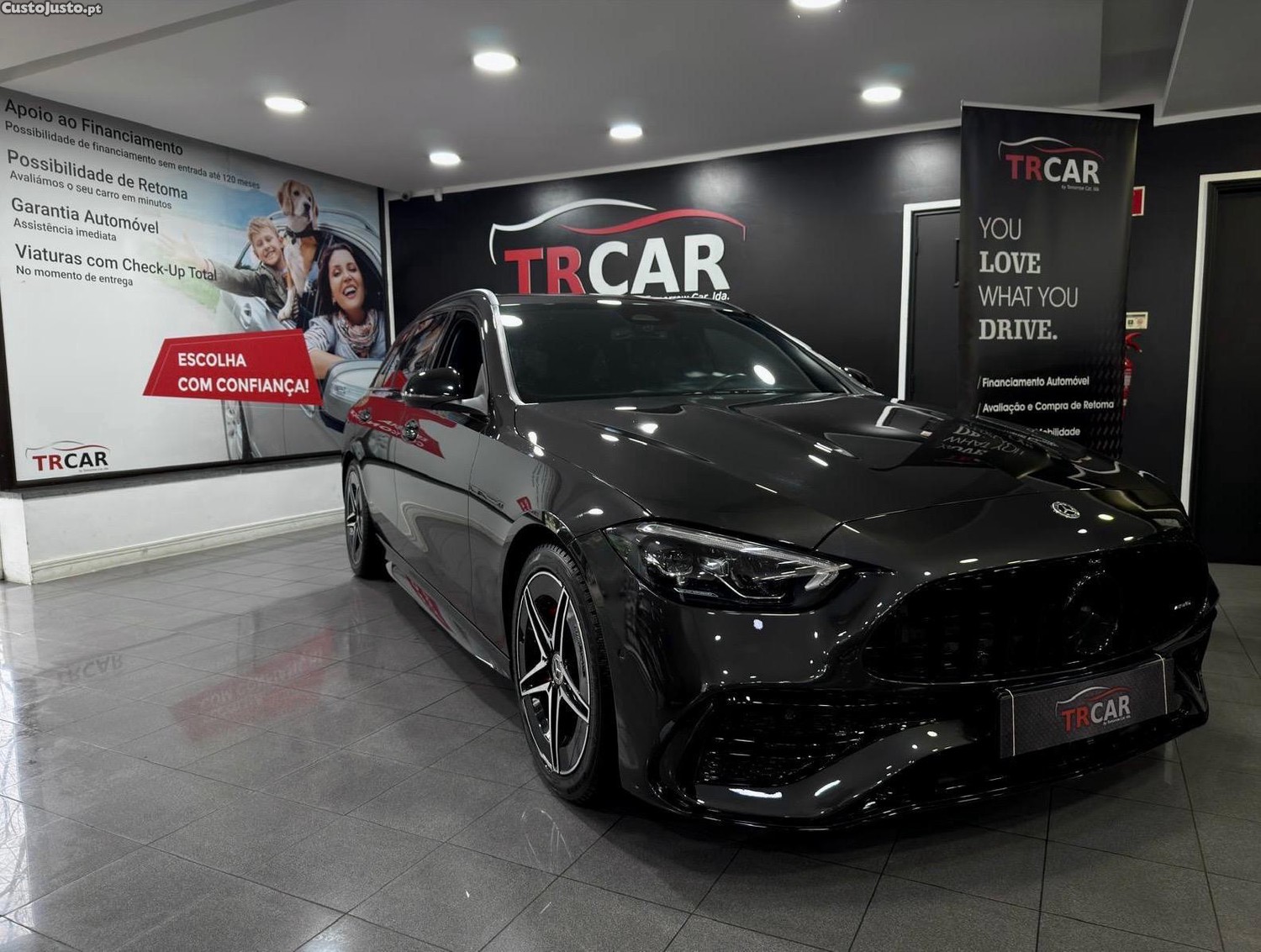 Mercedes-Benz C 300 e 9G-TRONIC AMG Line Advanced — fotografia 19