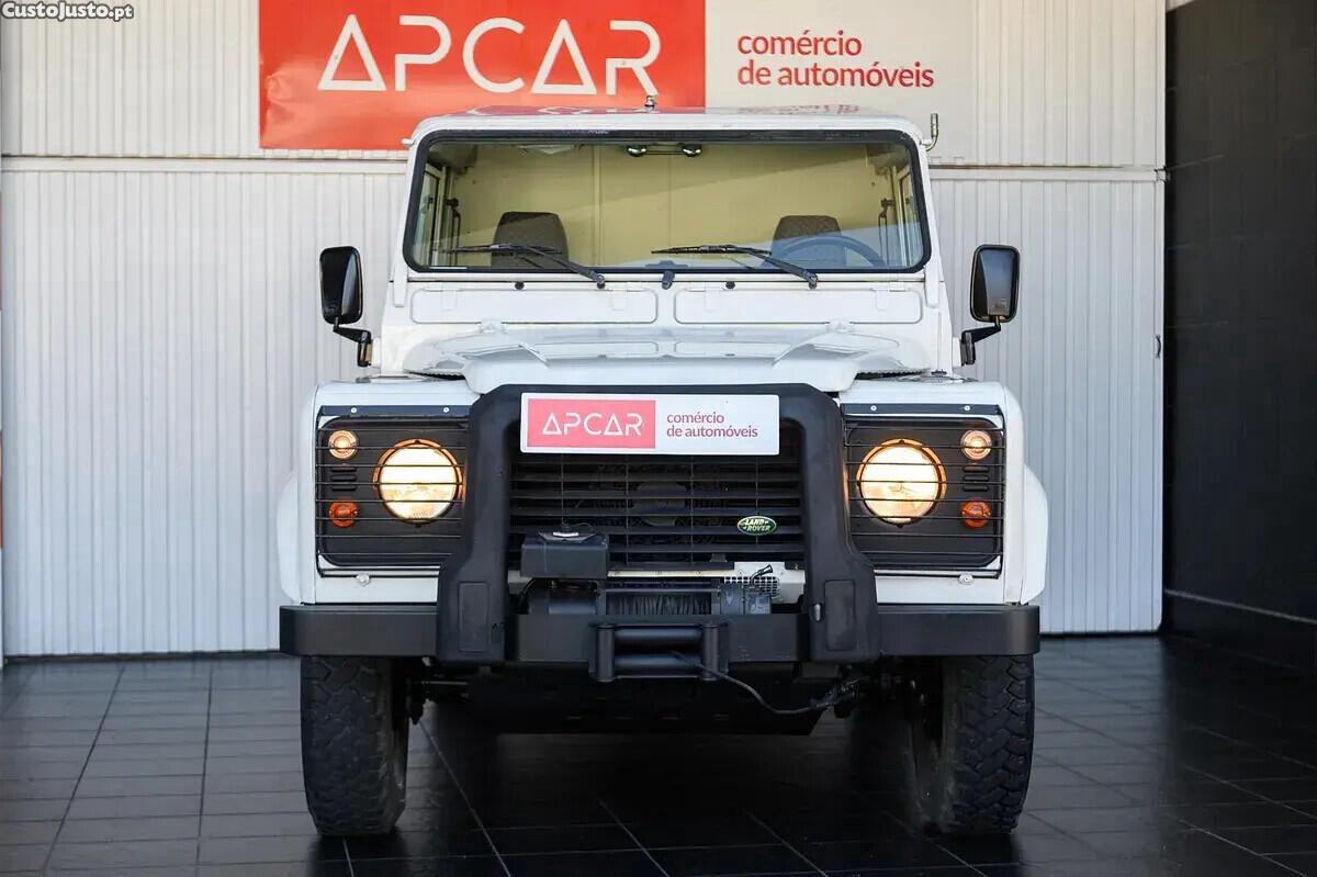 Land Rover Defender 110 2.5 Td5 E — fotografia 24