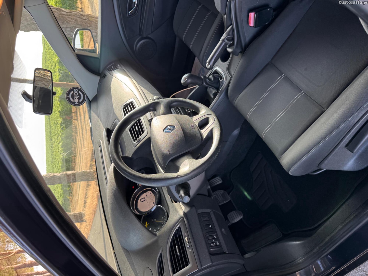 Renault Mégane Limited — fotografia 3