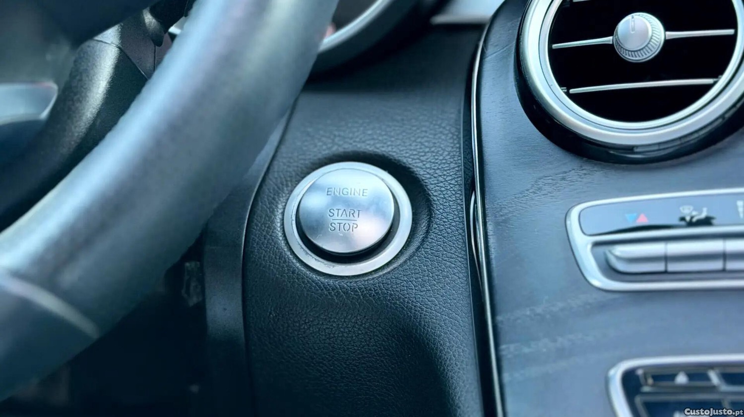 Mercedes-Benz C 250 d 4Matic Station 9G-TRONIC AMG Line — fotografia 19
