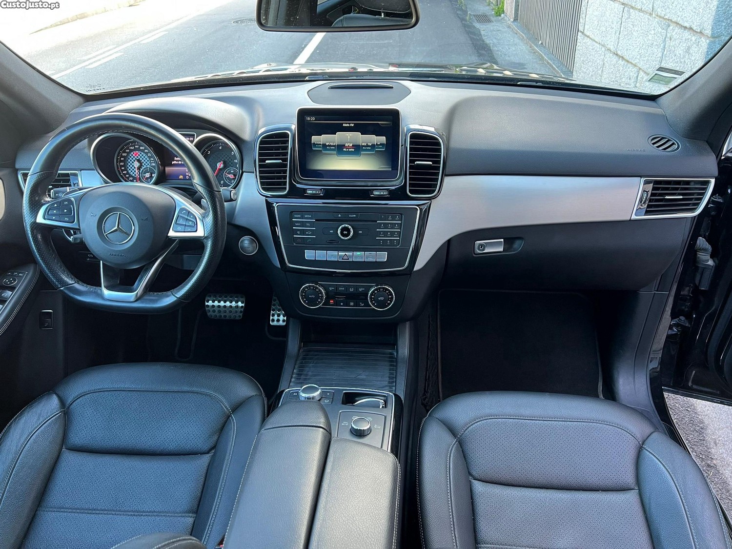 Mercedes-Benz GLE 250 d — fotografia 2