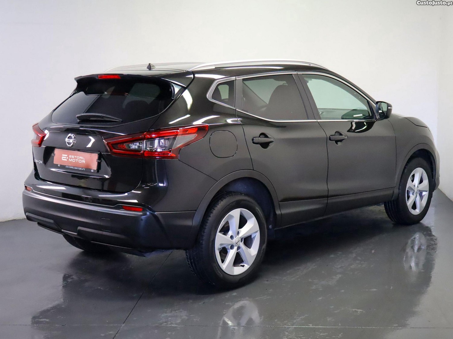 Nissan Qashqai 1.5 dCi Acenta DCT — fotografia 14