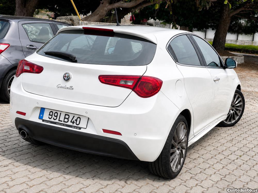 Alfa Romeo Giulietta 1.6 JTDM Distinctive — photo 4