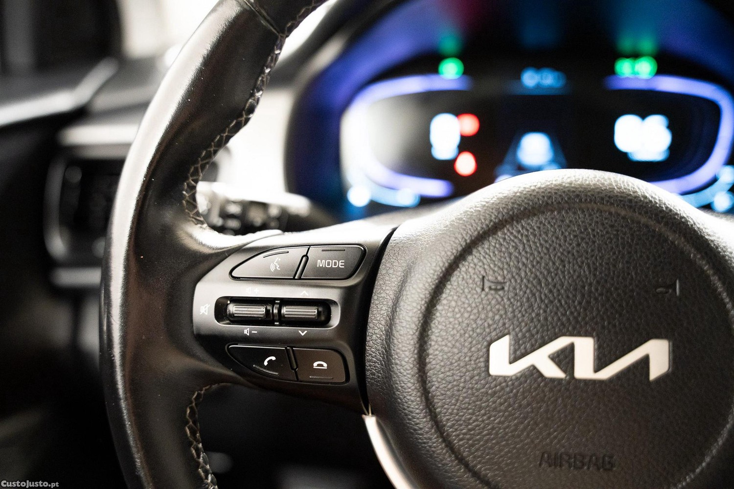 Kia Stonic 1.2 MPi Dynamic — fotografia 7