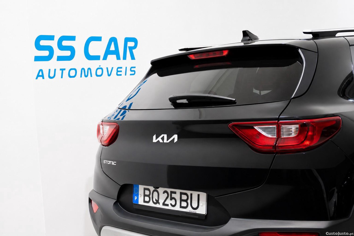 Kia Stonic 1.2 MPi Dynamic — fotografia 19