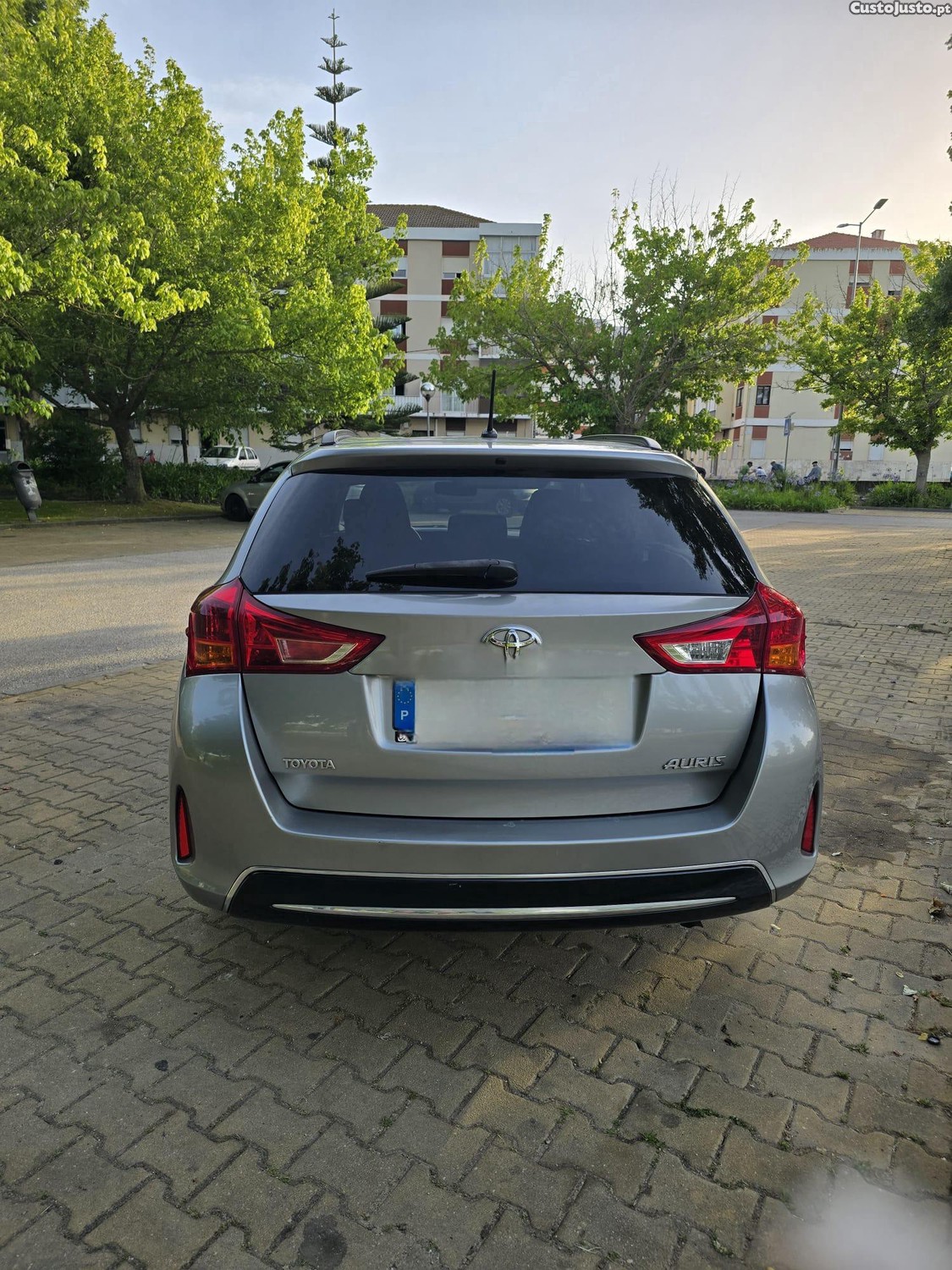 Toyota Auris 1.4 D-4D C.+P.Sport+Navi — fotografia 5