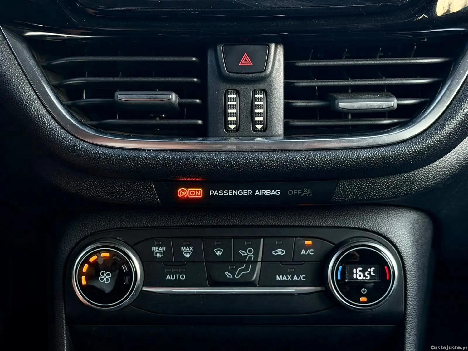 Ford Fiesta 1.5 TDCi Titanium — fotografia 7