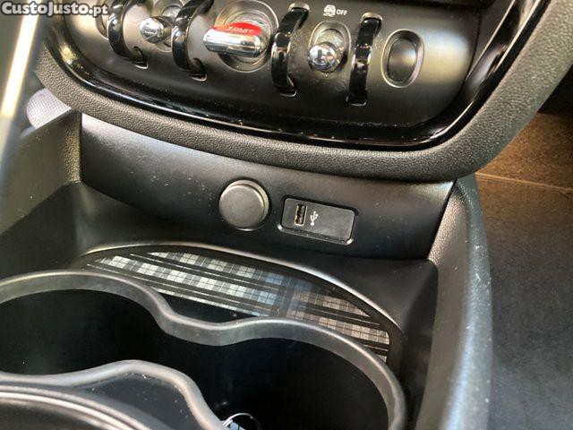 MINI Clubman One D Sport Edition — fotografia 6